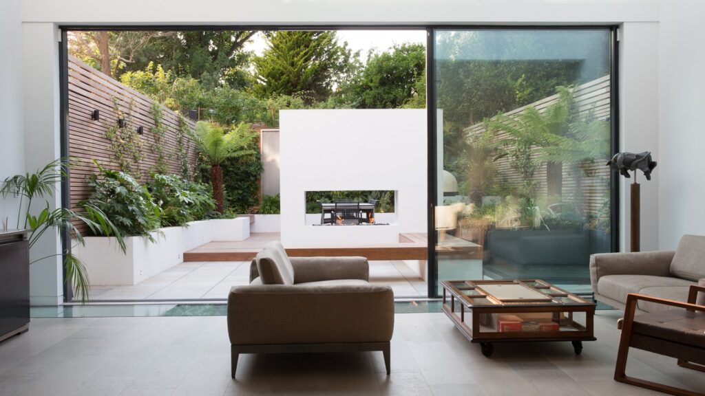 Living space flowing into the contemporary garden